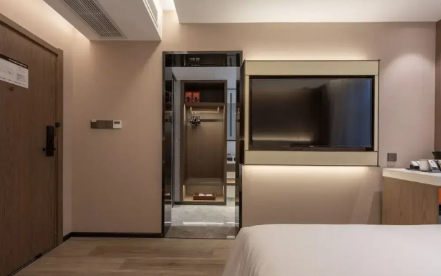WorldHotel Quancheng Sqr Kuanholi Branch