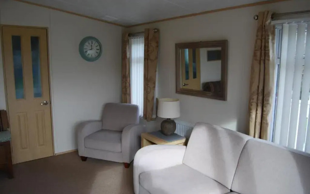 33 Solent Village