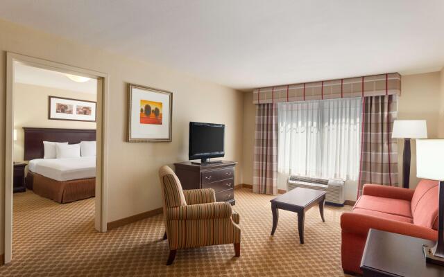 Country Inn & Suites by Radisson, Ontario at Ontario Mills, CA