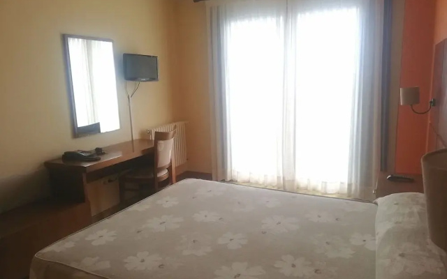 Hotel A Raíña