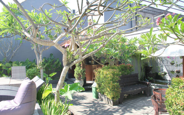 Airy Seminyak Kerobokan Beraban 9 Bali