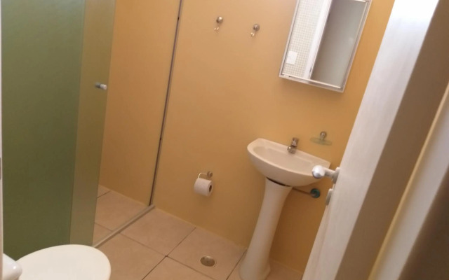 Casa Térrea-Bertioga-Uso exclusivo para de 1 a 10 pessoas