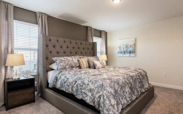 Luxury house in Storey Lake