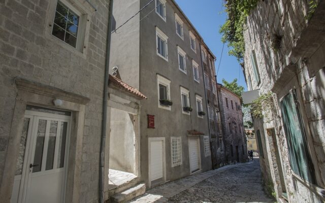 Zukic Apartments RIsan