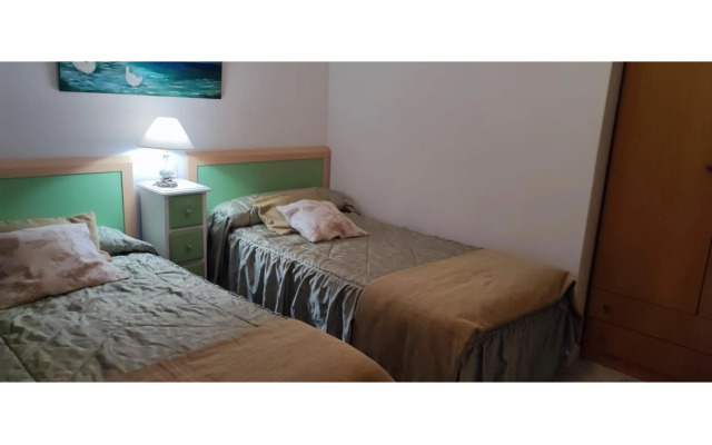 Apartamentos luminosos mirando al mar