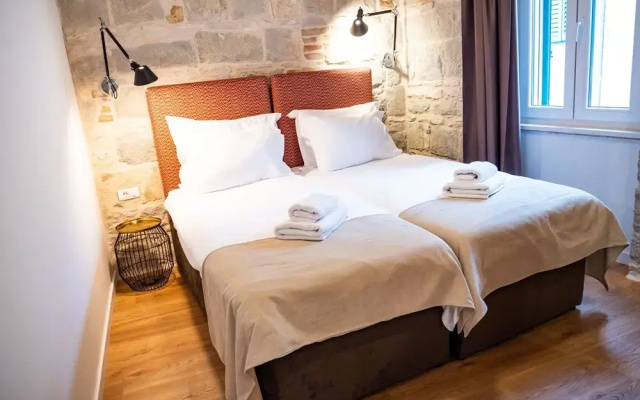 Emarconi history&luxury in Split center