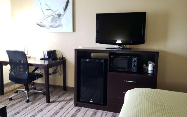 Best Western Edgewater Inn