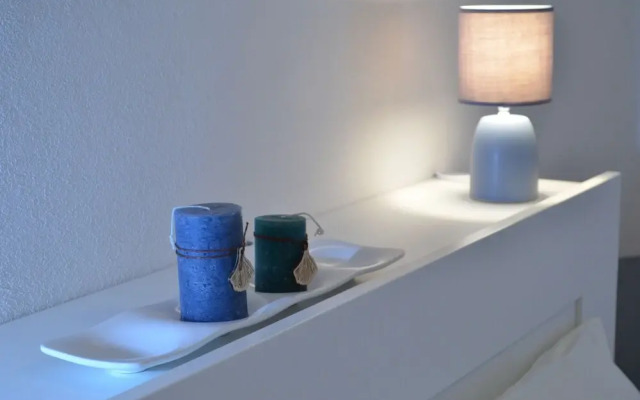 IzzHome Blue