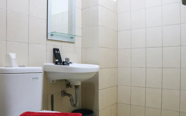 Functional 2Br At Tifolia Apartment