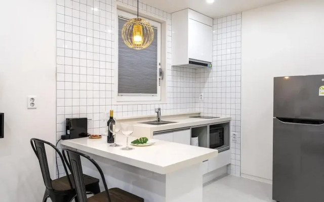 Gyeongju EL Poolvilla Pension