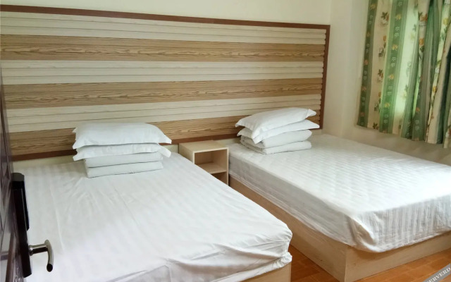 Fuhua Cards Hostel