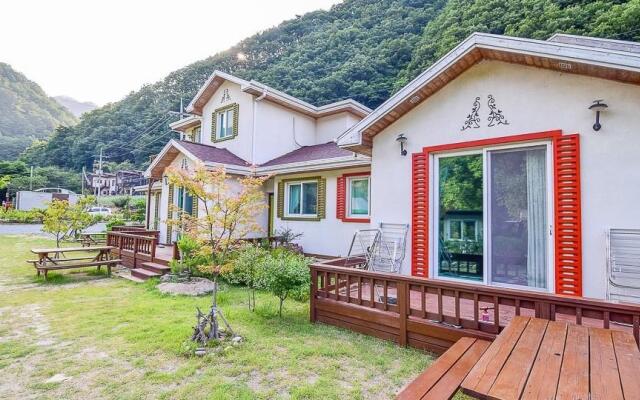 danyang macarong pension