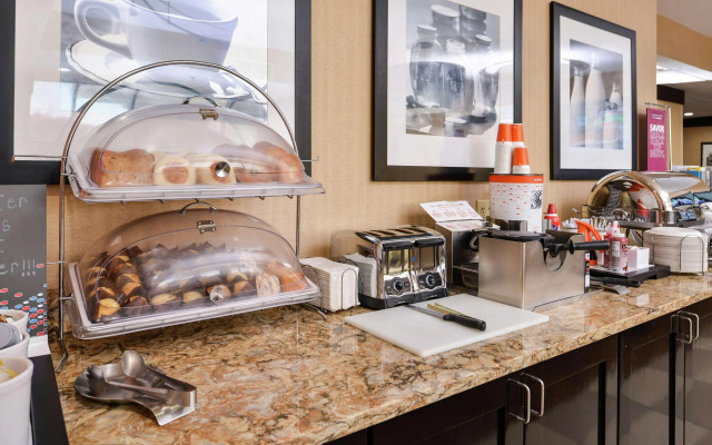 Hampton Inn Staunton