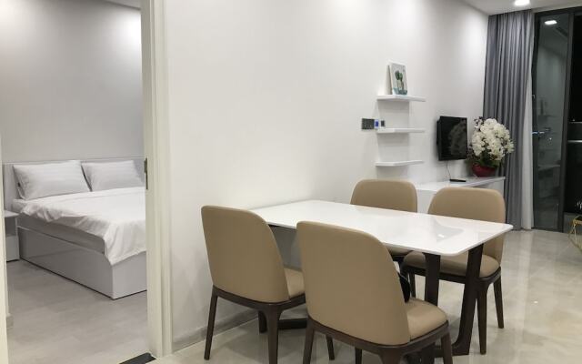 Mins Apartment - Vinhome Golden River