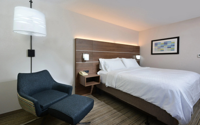 Holiday Inn Express Raleigh Durham Airport by IHG