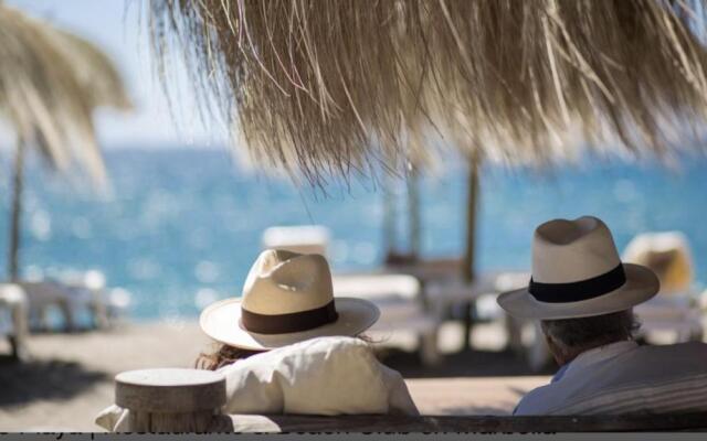 MI CAPRICHO B16 Beachfront Apartment