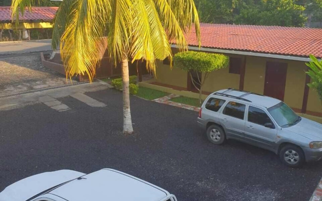 Hotel La Iguana Dorada