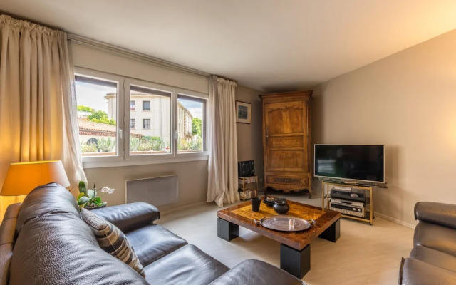 Jardin de la Reine - Premi re Conciergerie