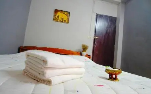 Baan Ha Guest House