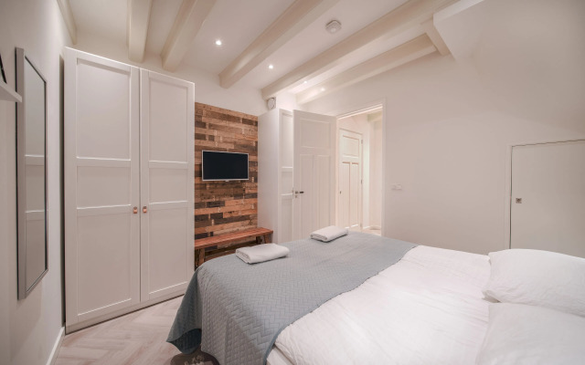 Leidse Square Luxury Apartment