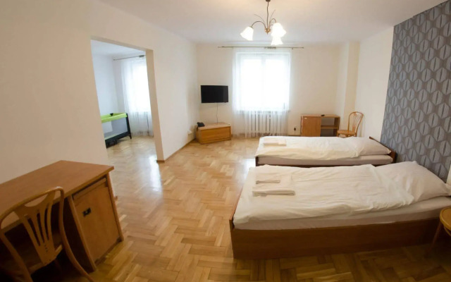 Brama Hostel