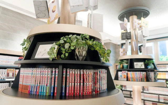 Quintessa Hotel Osaka Shinsaibashi Comic&Books