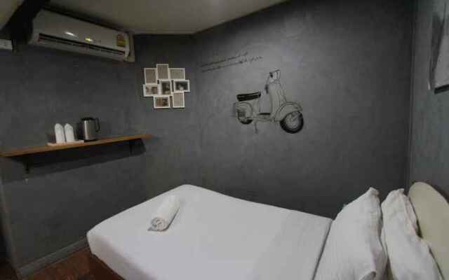 New Fuji Hotel Surawong Road Bangkok