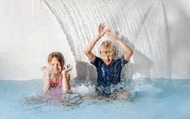 Maani Muscat Hotel & Suites