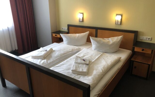 Haus des Volkes - Das Bauhaushotel