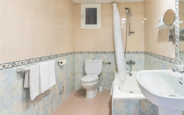 The Red Hotel by Ibiza Feeling - Adults only