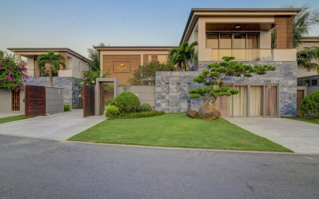 The Five Villas