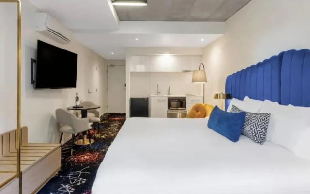 Oaks Melbourne St Kilda Road Hotel