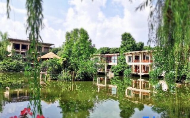 Tianci Hot Spring Resort