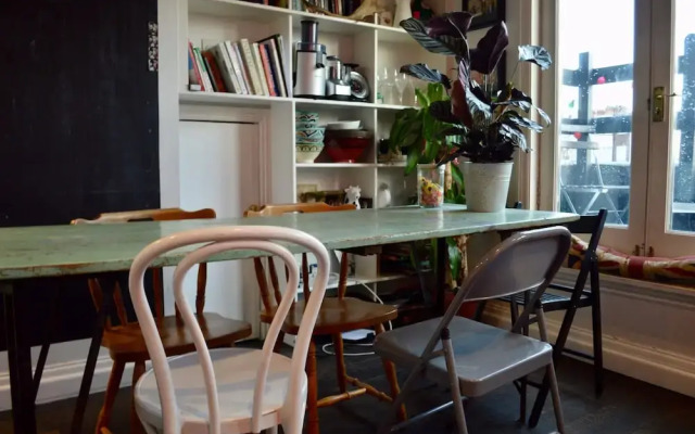 2 Bedroom Apartment In Belsize Park