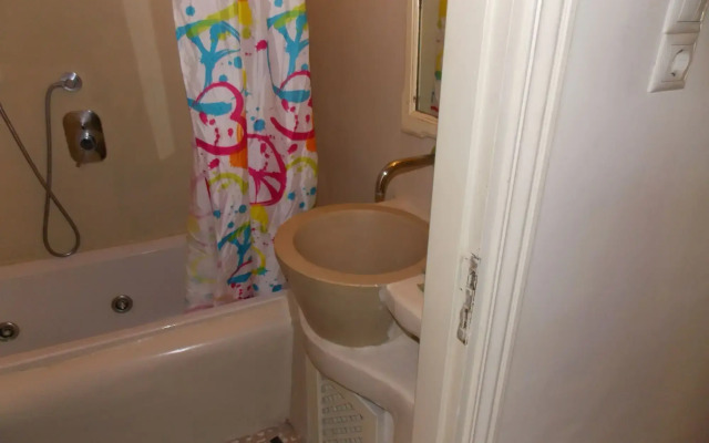 Studios and Suites Rania