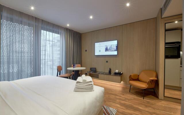 Fourty Three Luxury Serviced Apartments