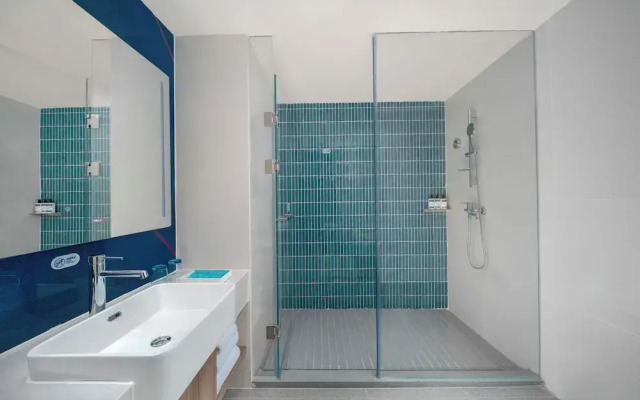 Holiday Inn Express Zhengzhou Garden Road by IHG