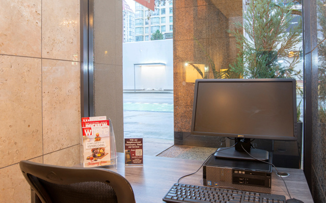 Landis Hotel & Suites