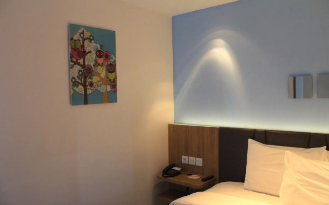 Zoom Hotels