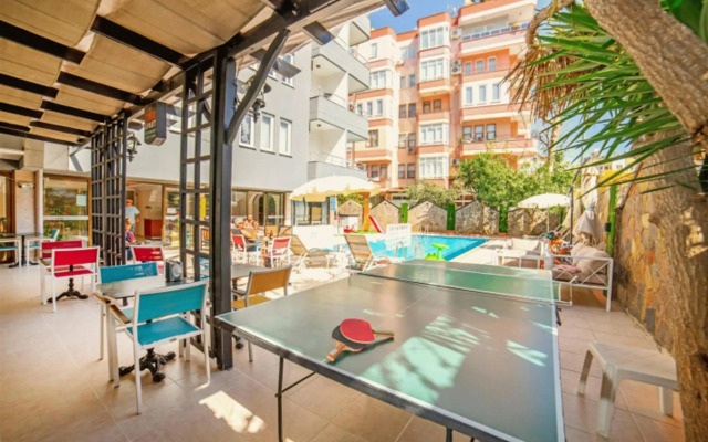 Cleopatra Icaria Apart Hotel