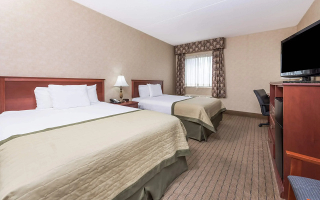 Howard Johnson Evansville East