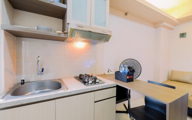 Modern And Homey 2Br At Green Pramuka City Apartment