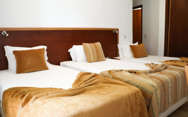 Hotel Louro