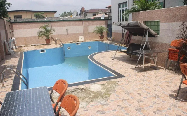Meros Villa