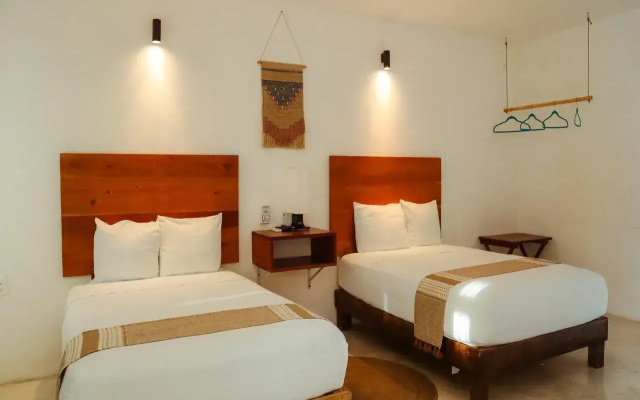 Royal Palm Bacalar Cabañas & Lagoon Club