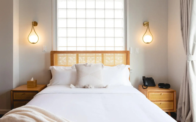 The Modernist Hotel