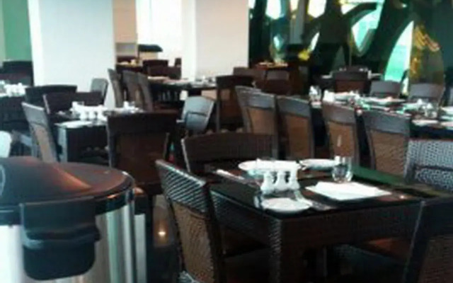Raha Grand Hotel