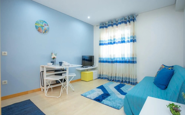 Refugio do Relogio by Rent4all