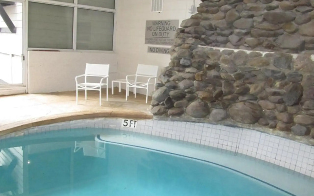 Country Inn & Suites by Radisson, Gatlinburg, TN