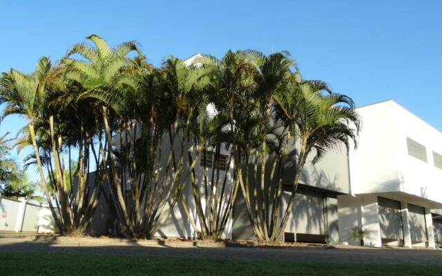 Xenon Motel (Только для взрослых)